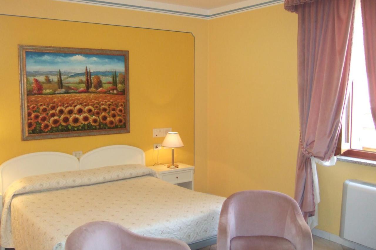 Hotel La Torre Castiglione del Lago Exterior foto